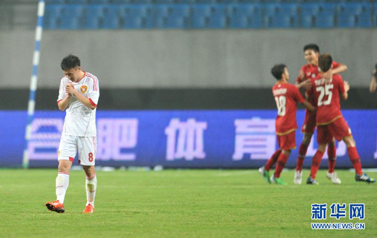 .在中国国家足球队与泰国国家队的比赛中,中国