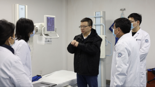 全国政协委员刘连新：让医疗服务更靠得住、有温度